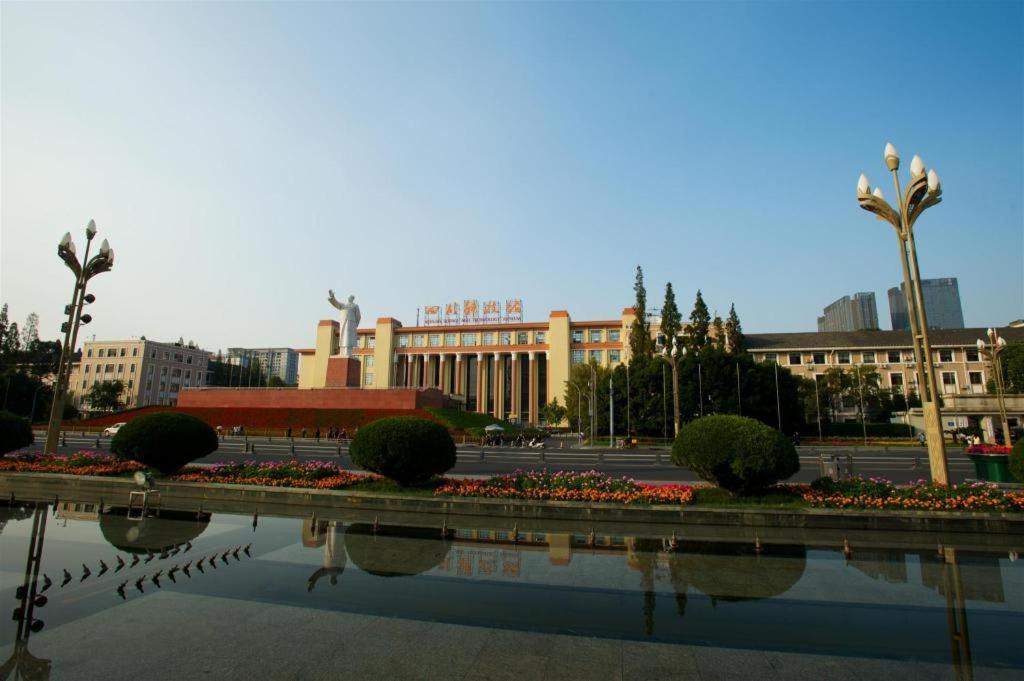 Wanda Reign Chengdu Hotel Eksteriør billede
